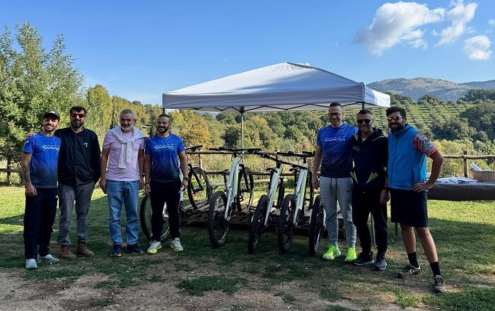 Inaugurate al lago di Giulianello le bici elettriche acquistate dalla Rete di Imprese