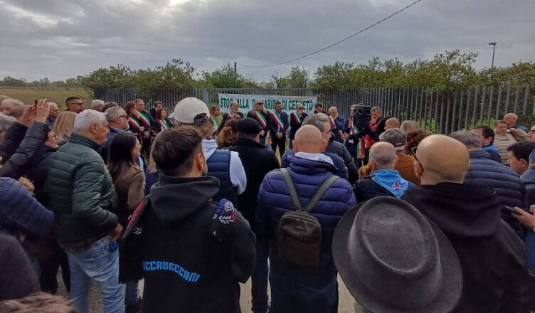 ROCCASECCA SIT-IN DISCARICA CERRETO