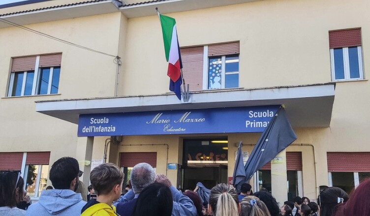 Scuola Mazzeo - Borgo Flora - scoprimento