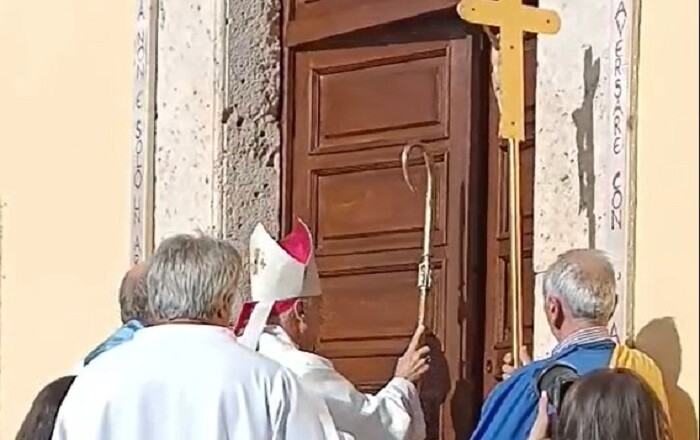 apertura straordinaria della Porta Santa giubilare Chiesa Santa Maria Porta del Cielo Sora
