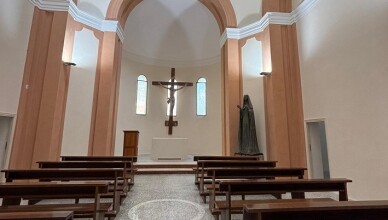 interno chiesa cimitero CISTERNA