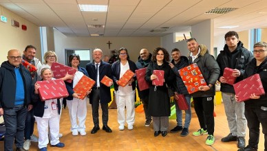 CONSEGNATI I DONI DI NATALE AI REPARTI DI PEDIATRIA DEGLI OSPEDALI DI CASSINO E SORA