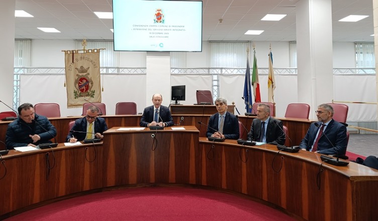 conferenza stampa fr