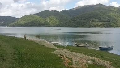 Lago pesca anguilla