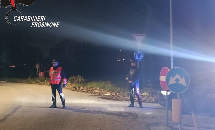 carabinieri controlli posto di blocco