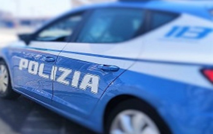 polizia auto