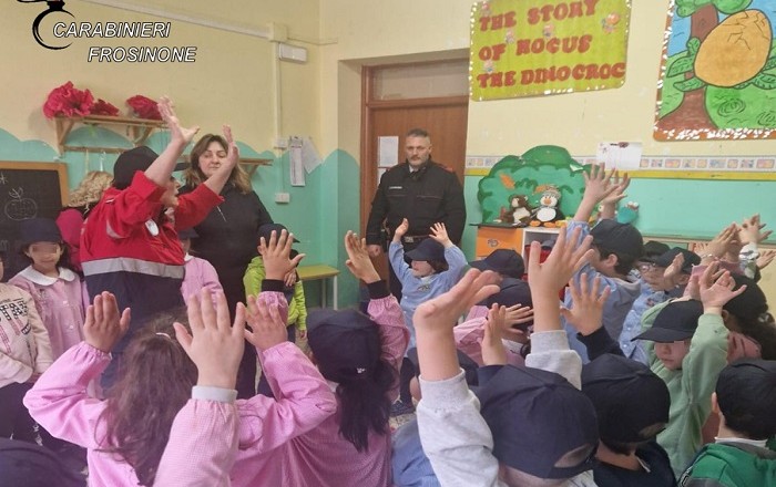 Continuano gli incontri dei Carabinieri con i bambini più piccoli sora