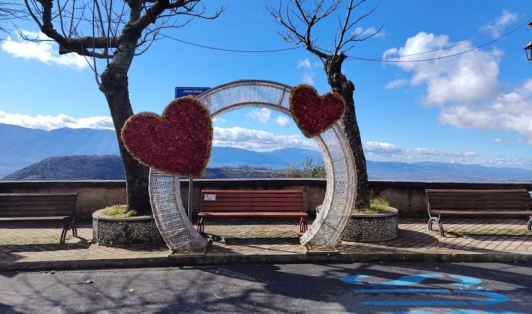 SAN VALENTINO 2026 A FUMONE