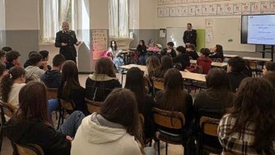 Acuto, i Carabinieri tra i banchi di scuola per la legalità
