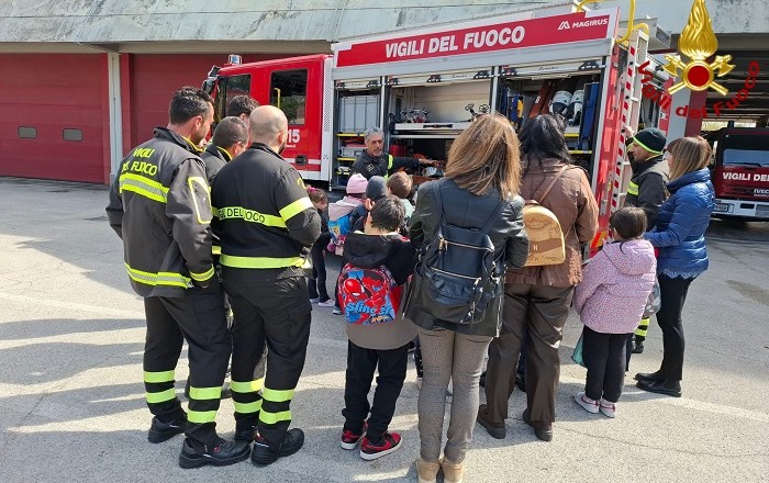 Vigili del fuoco di Frosinone Ricominciano gli incontri di Scuola Sicura