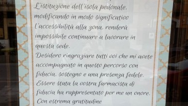 volantino farmacia isola