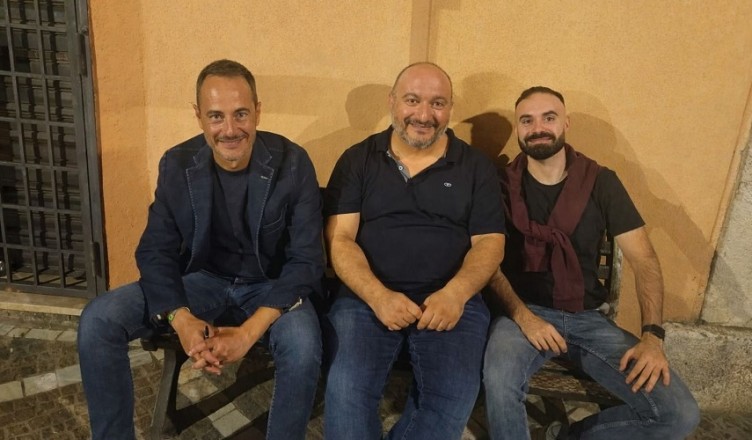 Il sindaco Querqui con gli assessori Ciotoli e Ruggiero